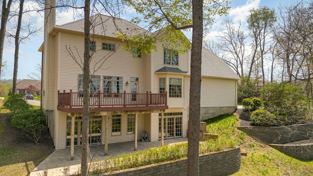 1917 Nichole Circle, Lancaster, OH 43130