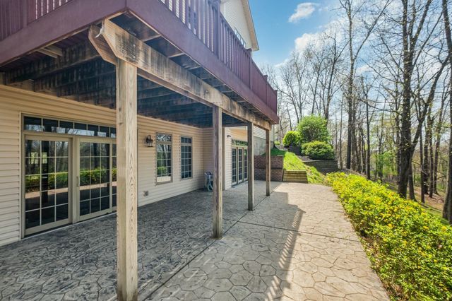 1917 Nichole Circle, Lancaster, OH 43130