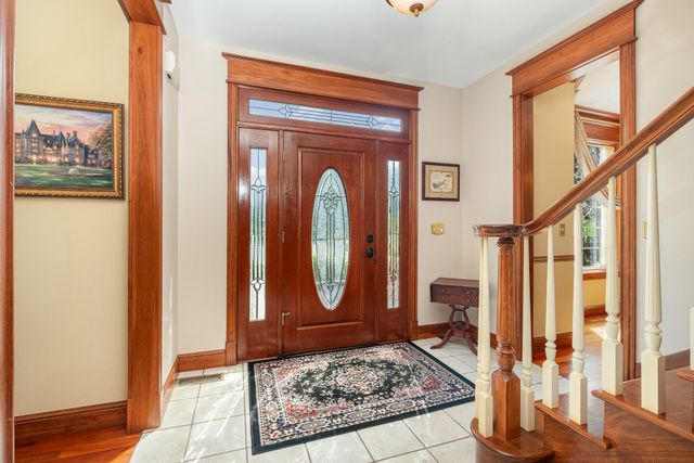 1917 Nichole Circle, Lancaster, OH 43130