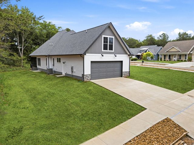 213 Gado Lane, Loudon, TN 37774