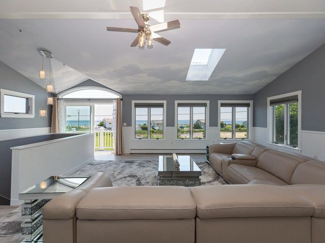 789 Ocean Boulevard, Rye, NH 03870