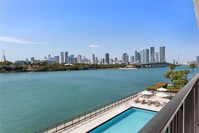 1000 Venetian Way 303, Miami, FL 33139