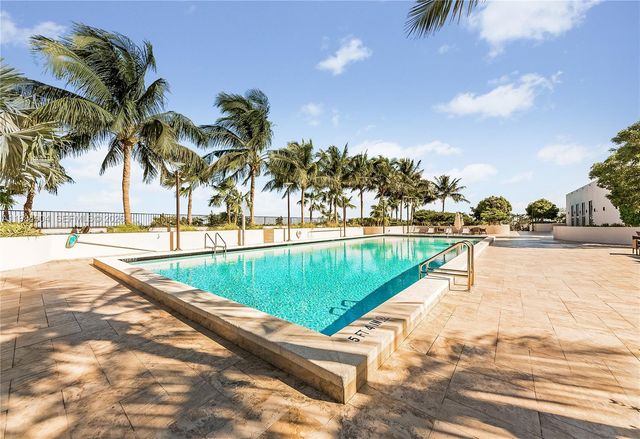 1000 Venetian Way 303, Miami, FL 33139