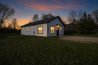 2084 W Fenwick Road, Fenwick, MI 48834