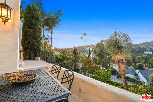 6717 Whitley Terrace, Los Angeles, CA 90068