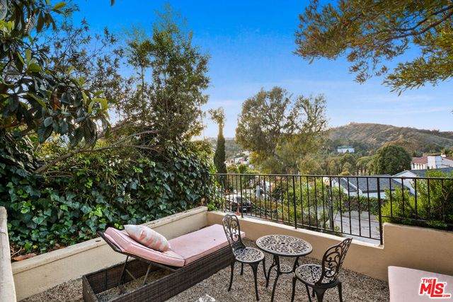 6717 Whitley Terrace, Los Angeles, CA 90068