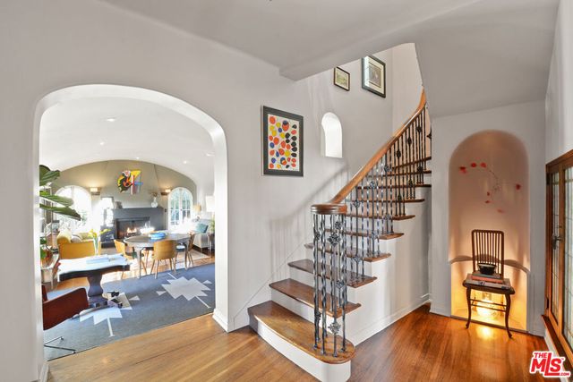 6717 Whitley Terrace, Los Angeles, CA 90068