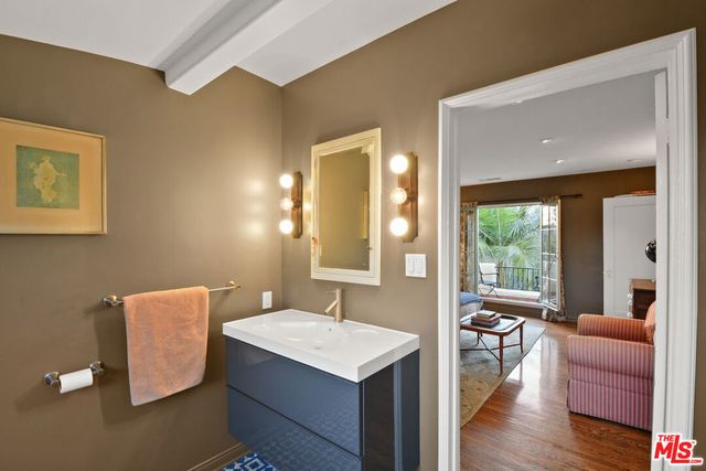 6717 Whitley Terrace, Los Angeles, CA 90068