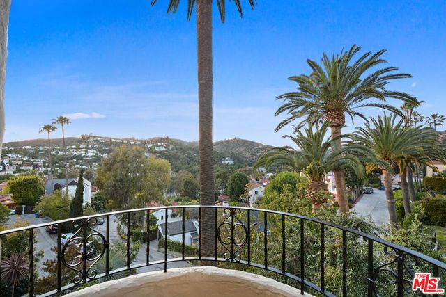 6717 Whitley Terrace, Los Angeles, CA 90068