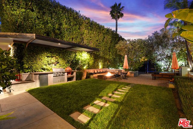 6717 Whitley Terrace, Los Angeles, CA 90068