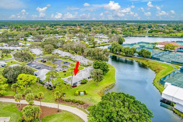 515 Club Drive, Palm Beach Gardens, FL 33418