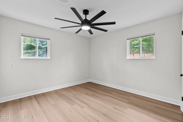 4920 Ana Terrace, Louisville, KY 40272