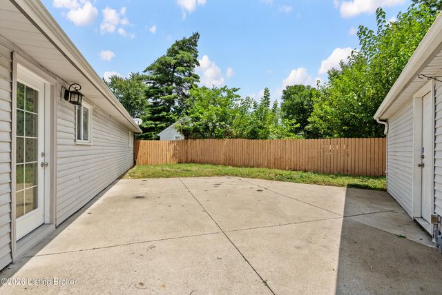 4920 Ana Terrace, Louisville, KY 40272