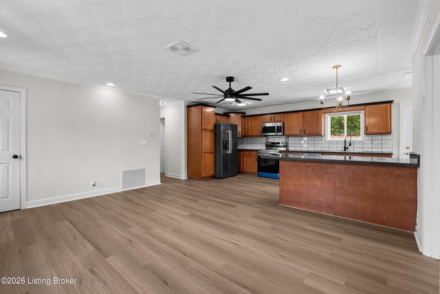 4920 Ana Terrace, Louisville, KY 40272