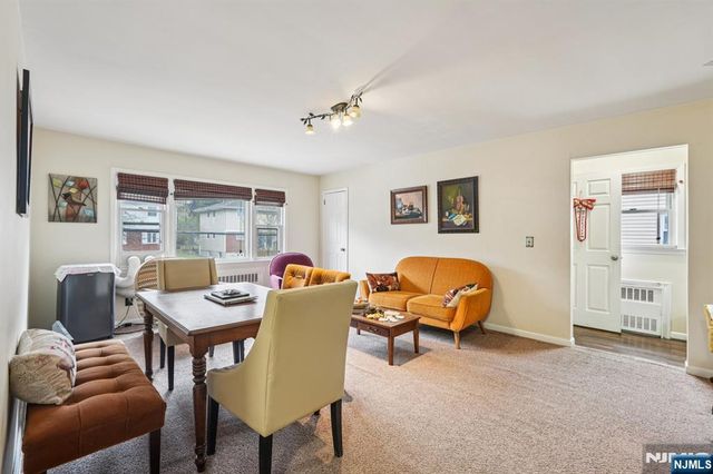 397 Oak Street, Ridgefield, NJ 07657