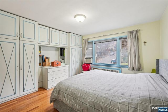 397 Oak Street, Ridgefield, NJ 07657