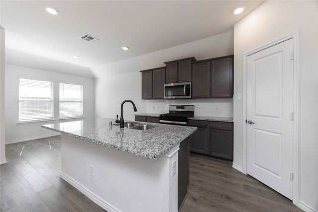 719 Cool Canyon Trail, Princeton, TX 75407