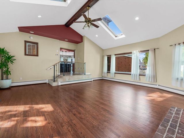 2 Tottenham Place 1FL, New Hyde Park, NY 11040