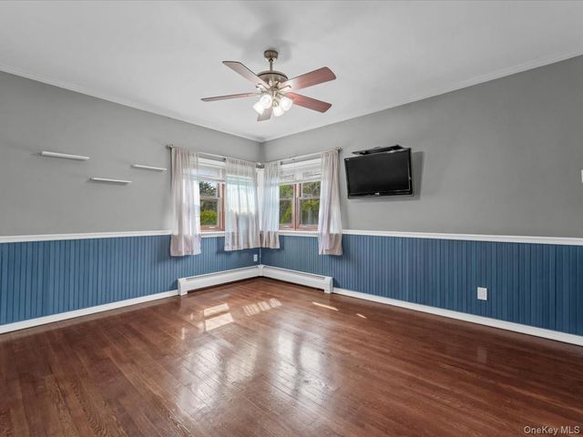2 Tottenham Place 1FL, New Hyde Park, NY 11040