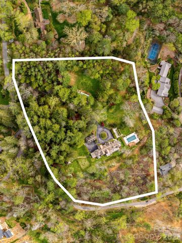 436 Vanderbilt Road, Biltmore Forest, NC 28803