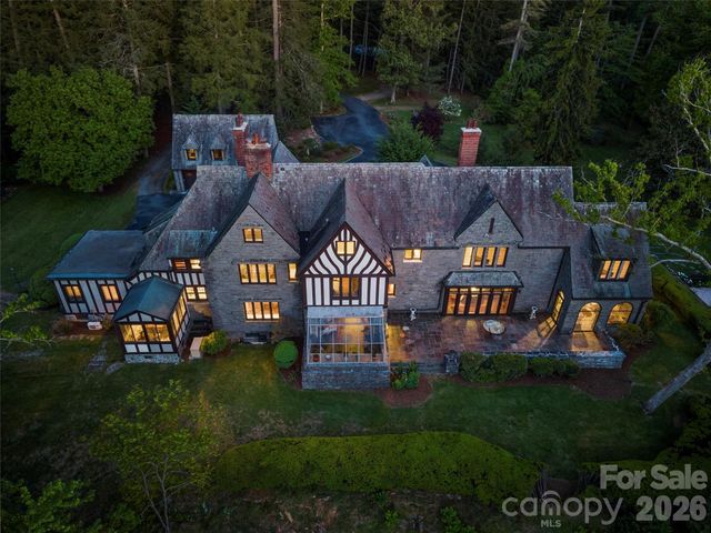 436 Vanderbilt Road, Biltmore Forest, NC 28803