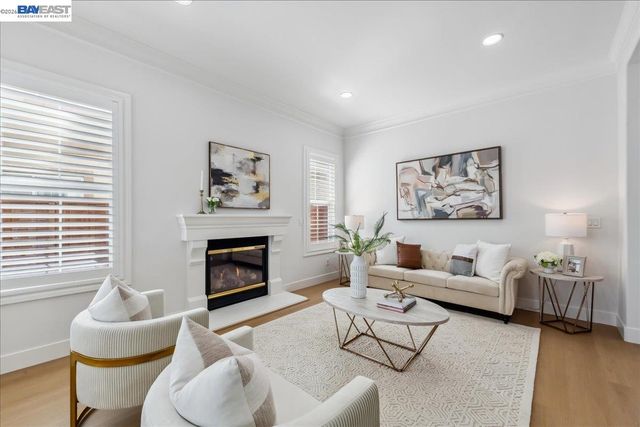 2890 Sable Oaks Way, Dublin, CA 94568