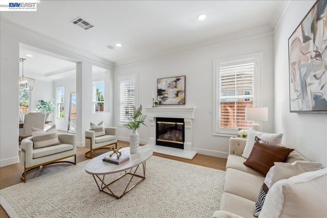 2890 Sable Oaks Way, Dublin, CA 94568