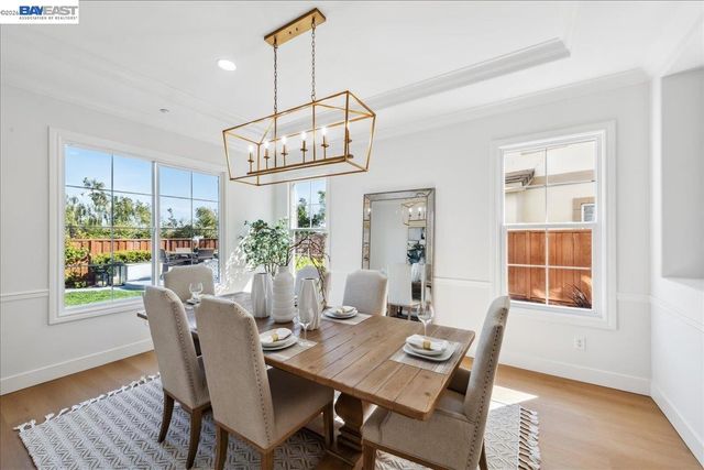 2890 Sable Oaks Way, Dublin, CA 94568