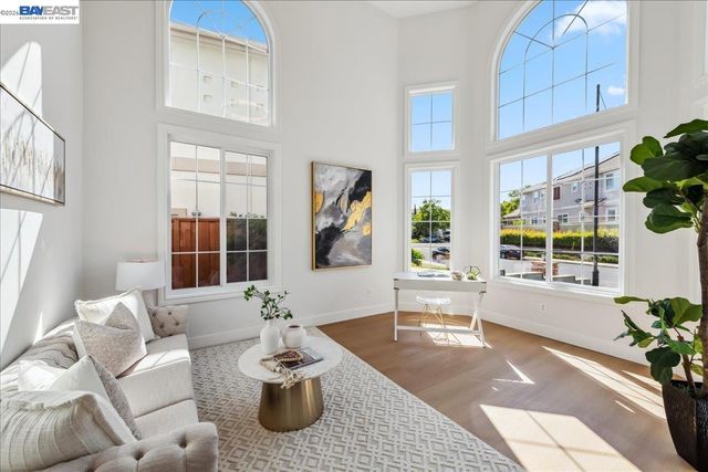 2890 Sable Oaks Way, Dublin, CA 94568