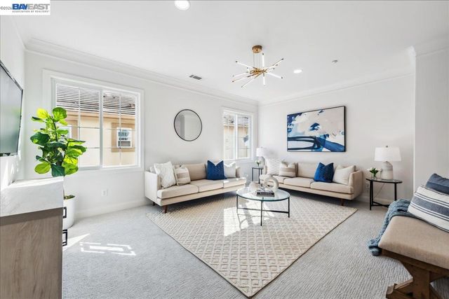 2890 Sable Oaks Way, Dublin, CA 94568