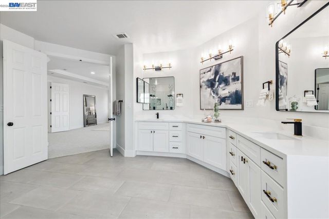 2890 Sable Oaks Way, Dublin, CA 94568