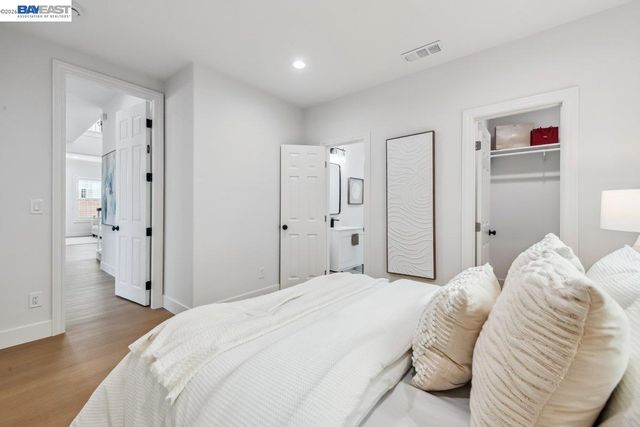 2890 Sable Oaks Way, Dublin, CA 94568