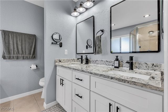 3353 Dandolo CIR, Cape Coral, FL 33909