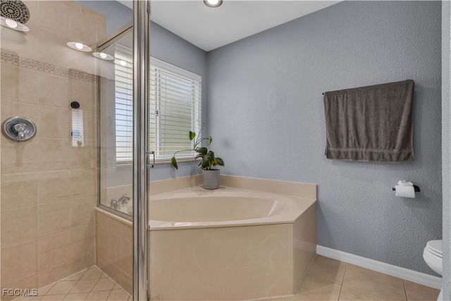 3353 Dandolo CIR, Cape Coral, FL 33909