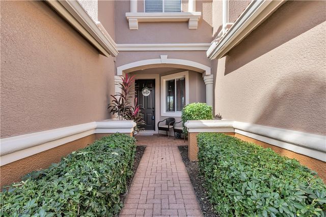 3353 Dandolo CIR, Cape Coral, FL 33909