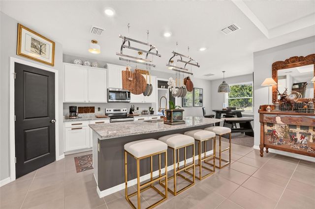 4974 NW 39TH LOOP, Ocala, FL 34482