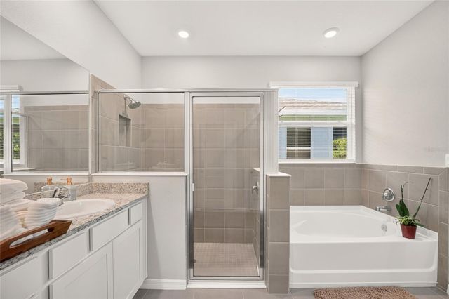4974 NW 39TH LOOP, Ocala, FL 34482