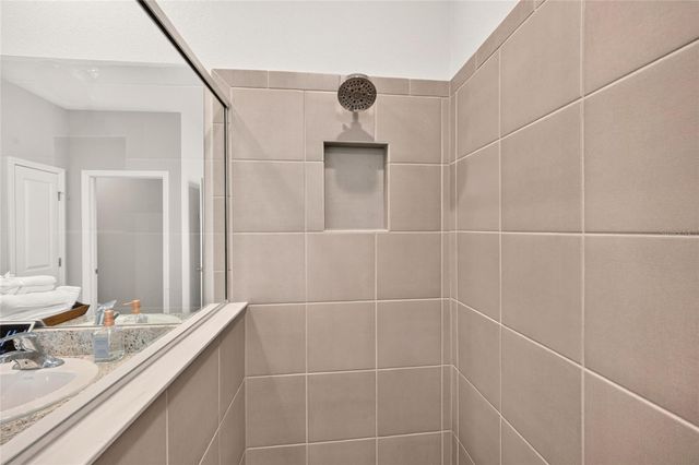 4974 NW 39TH LOOP, Ocala, FL 34482