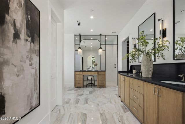 5935 E CALLE TUBERIA --, Phoenix, AZ 85018