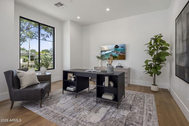 5935 E CALLE TUBERIA --, Phoenix, AZ 85018