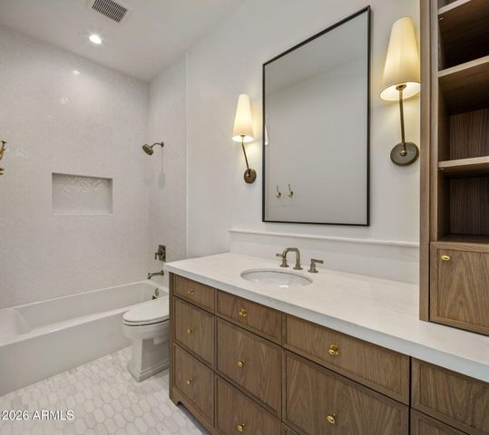5935 E CALLE TUBERIA --, Phoenix, AZ 85018