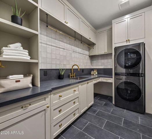 5935 E CALLE TUBERIA --, Phoenix, AZ 85018