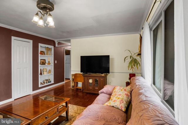 28 BRENTWOOD RD, Camp Hill, PA 17011