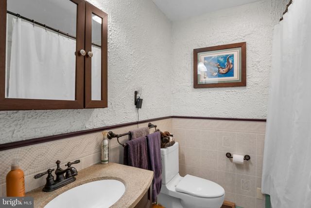 28 BRENTWOOD RD, Camp Hill, PA 17011