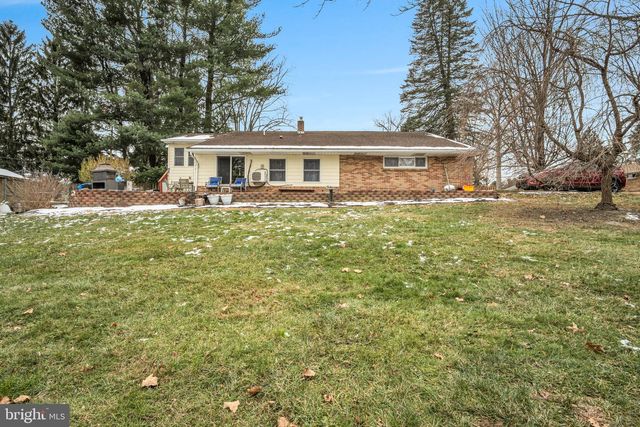 28 BRENTWOOD RD, Camp Hill, PA 17011