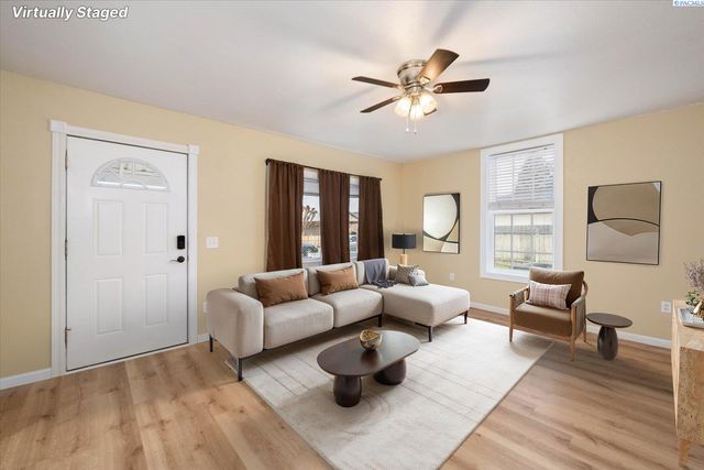 406 S Fir St, Kennewick, WA 99336