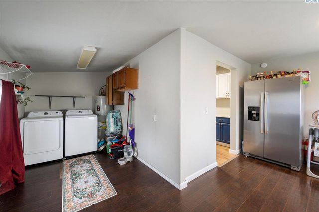 406 S Fir St, Kennewick, WA 99336