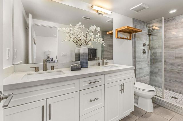 1423 Evergreen St, San Diego, CA 92106