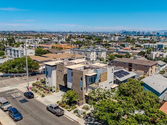 1423 Evergreen St, San Diego, CA 92106