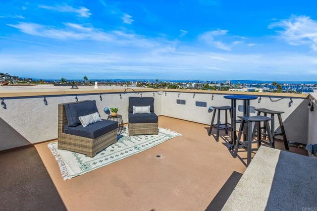 1423 Evergreen St, San Diego, CA 92106